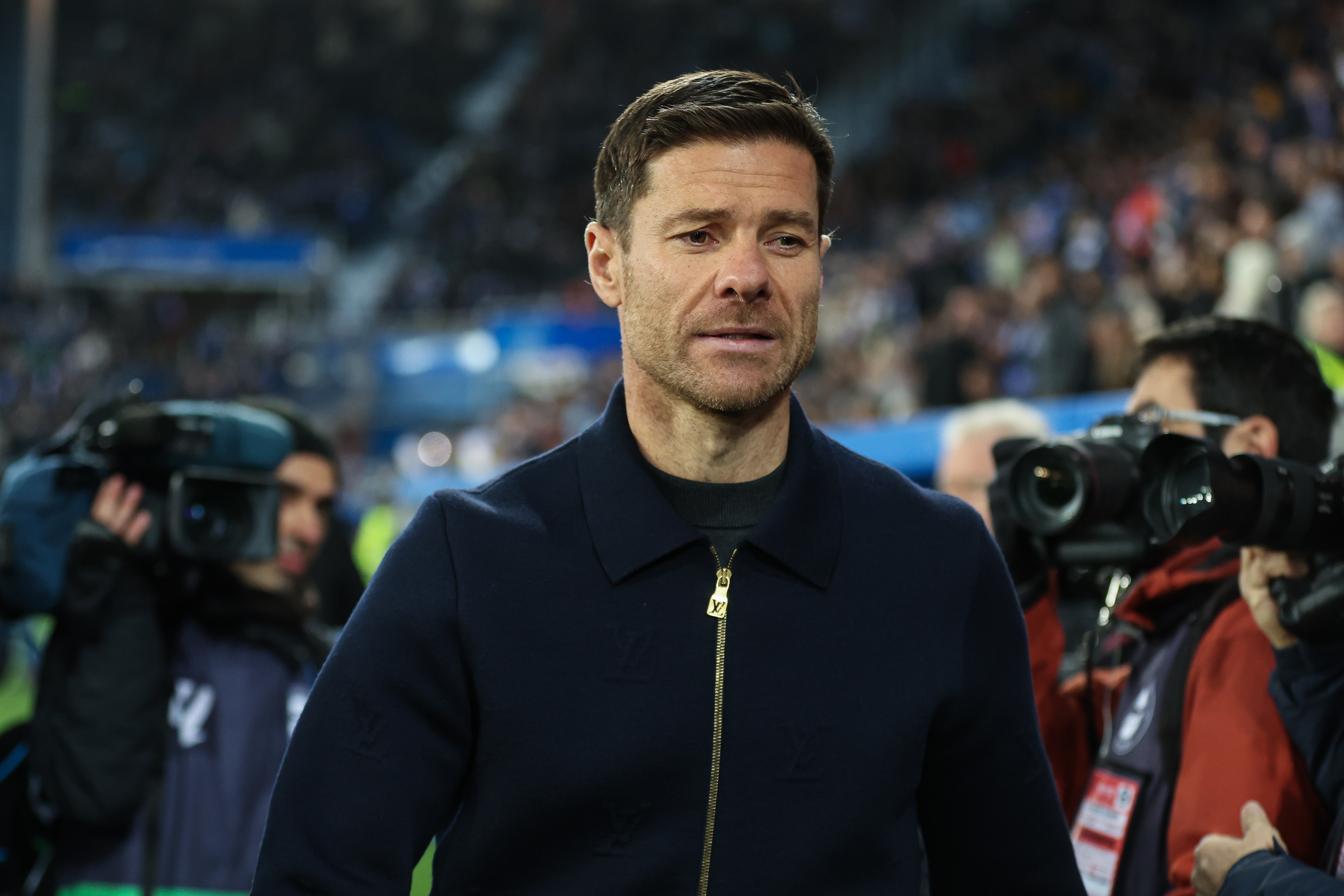 V站-巴恩斯：利物浦请阿隆索？他刚在皇马失败，我支持斯洛特留任